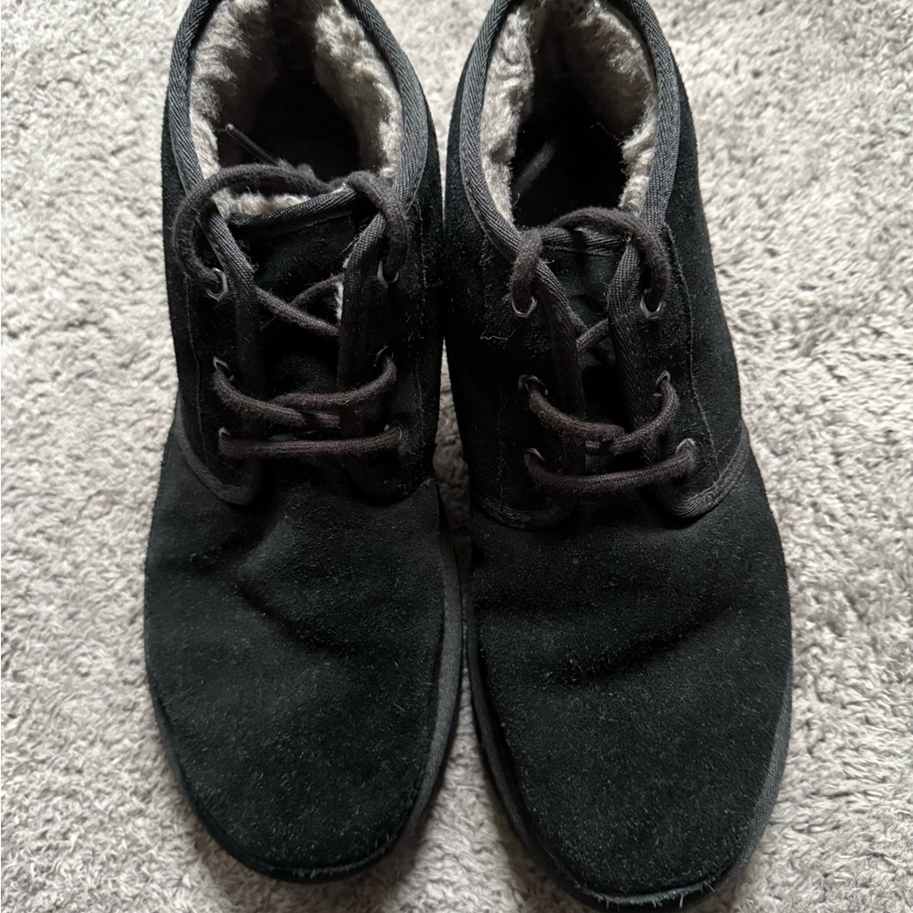 UGG Men's Black Nuemels - Picture 2 of 4